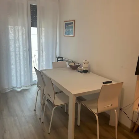 Kb A Due Passi Dal Mare - 5 Posti Letto Appartement Jesolo